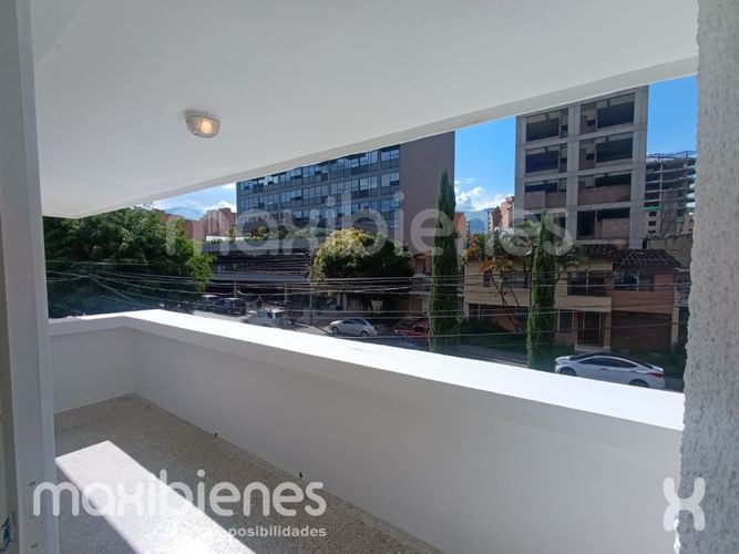 Apartamento de 4 alcobas en arriendo en El Nogal- Los Almendros, Medellín, 260 m² · foto 12 de 12