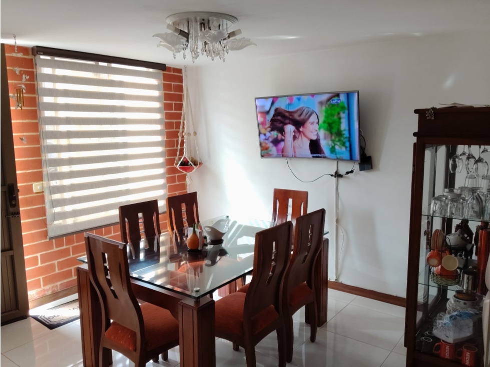Casa en venta en Ub. Country Et. Iii, Dosquebradas · foto 14 de 24