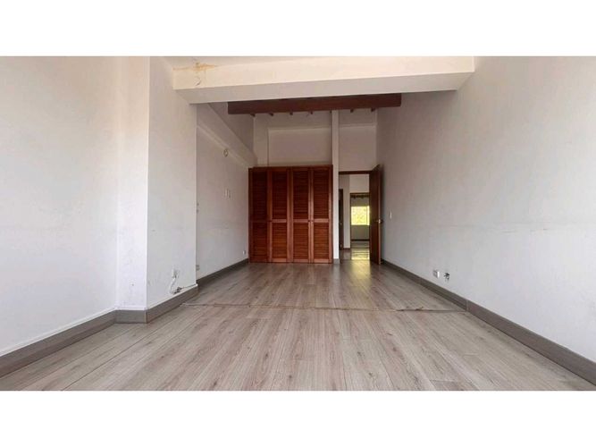 Casa de 5 alcobas en arriendo en La Pradera, Envigado, 230 m² · foto 15 de 24
