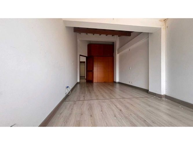 Casa de 5 alcobas en arriendo en La Pradera, Envigado, 230 m² · foto 18 de 24