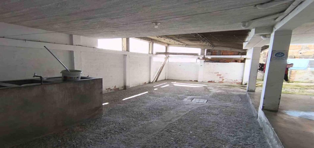 Edificio en venta en El Centro, Manizales, 356 m² · foto 10 de 24