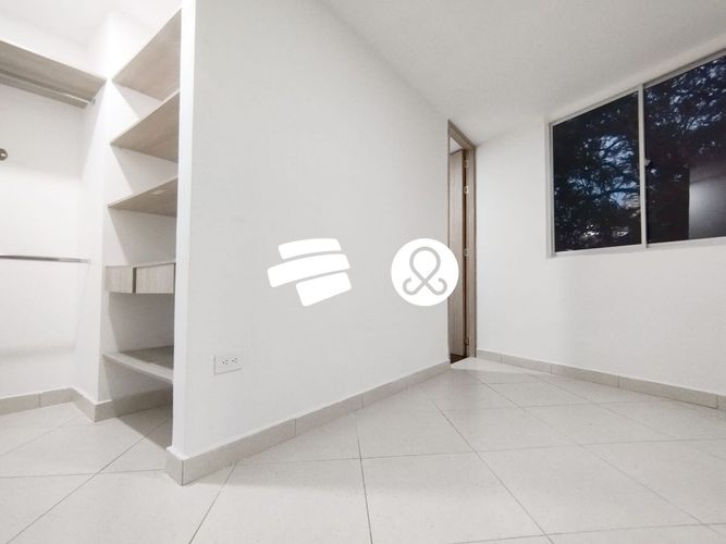 Apartamento de 2 alcobas en venta en Las Lomitas, Sabaneta, 71 m² · foto 10 de 21