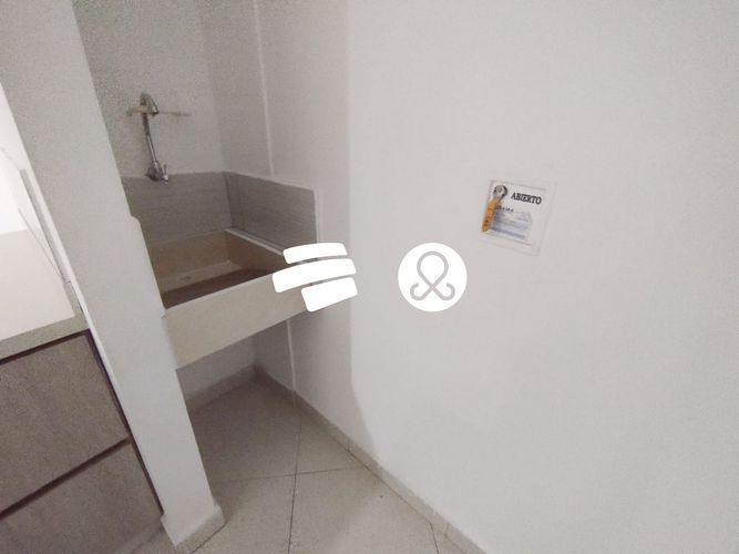 Apartamento de 2 alcobas en venta en Las Lomitas, Sabaneta, 71 m² · foto 15 de 21