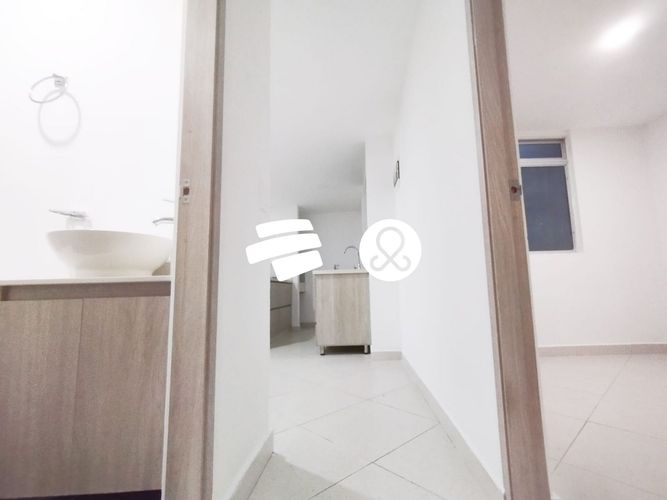 Apartamento de 2 alcobas en venta en Las Lomitas, Sabaneta, 71 m² · foto 19 de 21