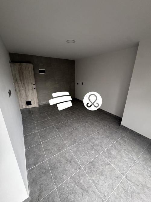 Edificio en venta en Zona Centro, Envigado, 188 m² · foto 3 de 9