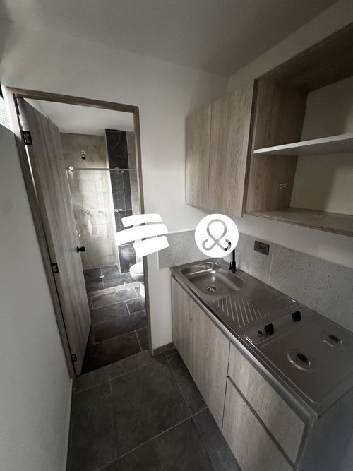 Edificio en venta en Zona Centro, Envigado, 188 m² · foto 6 de 9
