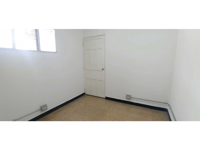 Local en arriendo en Centro, Bello, 110 m² · foto 9 de 17