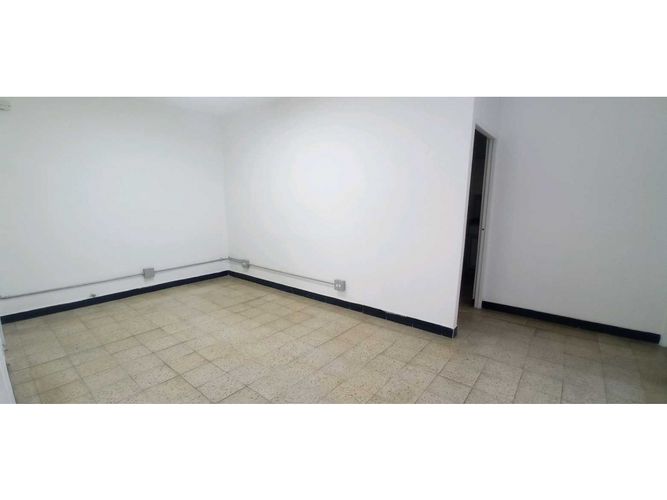 Local en arriendo en Centro, Bello, 110 m² · foto 13 de 17