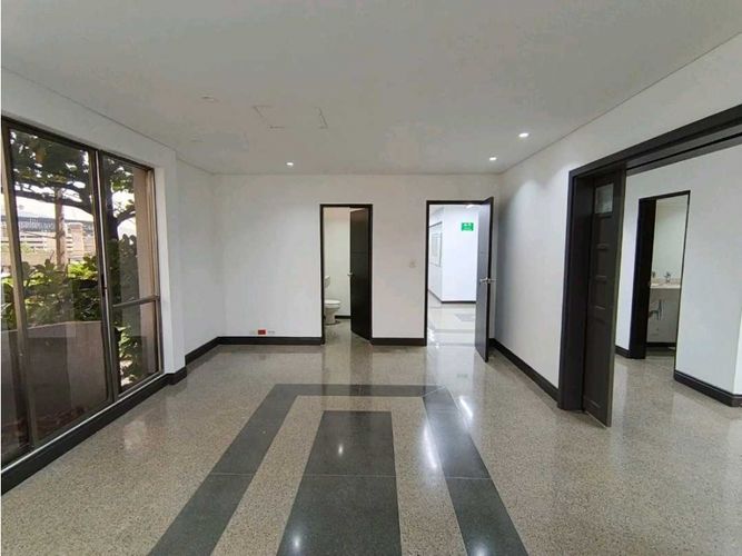 Bodega en arriendo en Manuel Restrepo, Sabaneta, 2900 m² · foto 11 de 24