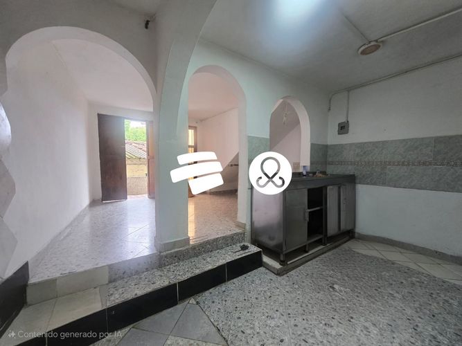 Casa de 7 alcobas en venta en El Poblado, Medellín, 150 m² · foto 6 de 24