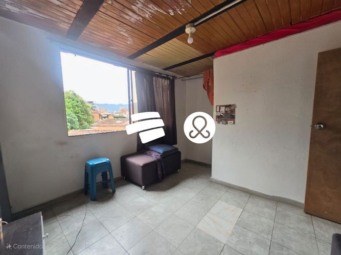 Casa de 7 alcobas en venta en El Poblado, Medellín, 150 m² · foto 23 de 24