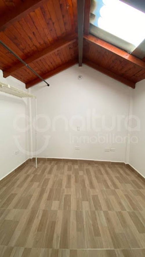 Casa de 3 alcobas en venta en Paris, Bello, 56 m² · foto 4 de 9