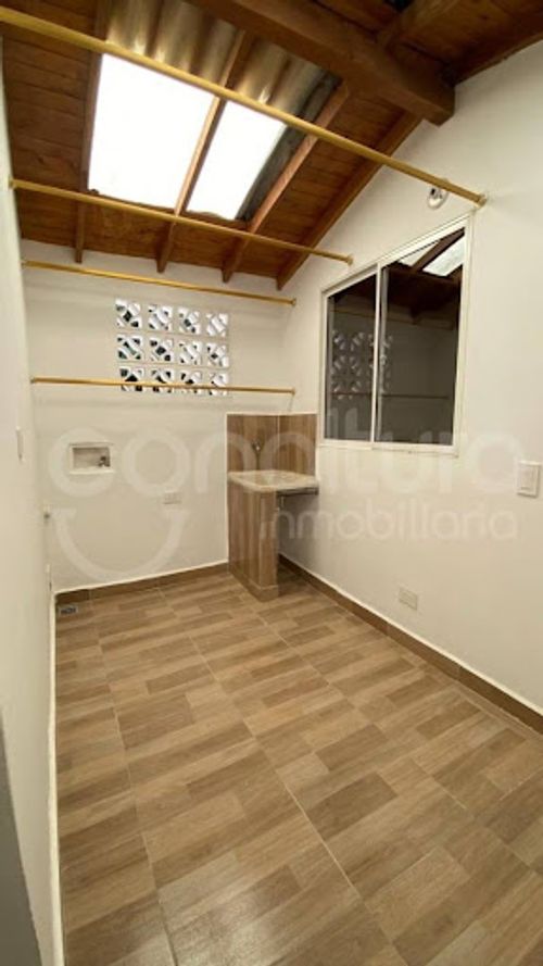 Casa de 3 alcobas en venta en Paris, Bello, 56 m² · foto 9 de 9