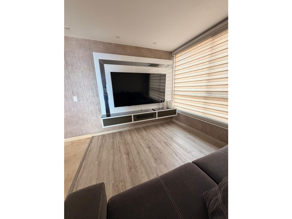 Apartamento en arriendo en El Poblado, Medellín · foto 12 de 15