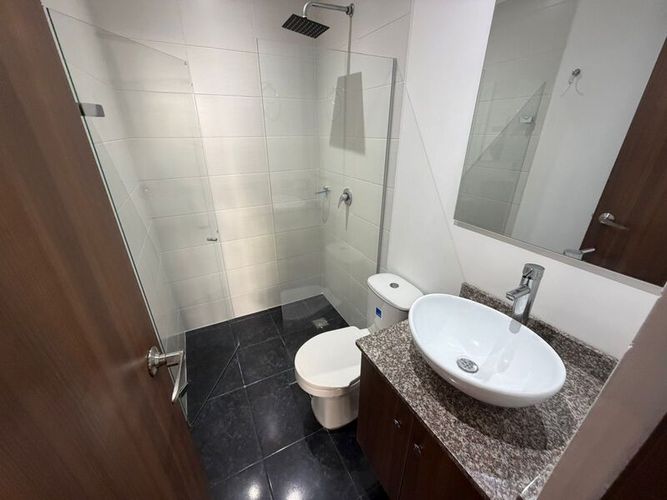 Apartamento de 2 alcobas en venta en La Milagrosa, La Ceja, 65 m² · foto 7 de 12