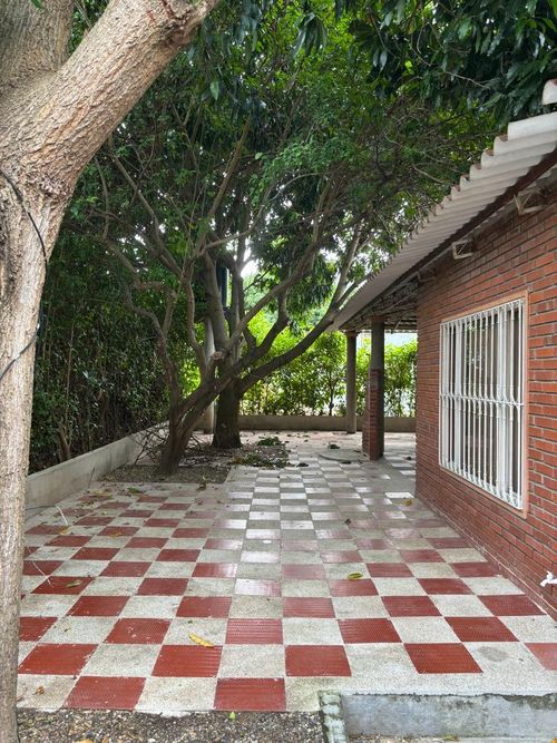 Casa de 3 alcobas en venta en Oriente, Girardot, 370 m² · foto 3 de 24