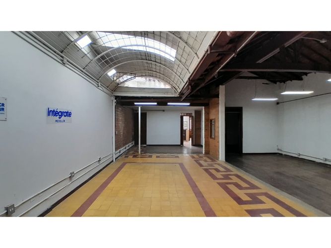 Local en arriendo en Prado, Medellín, 450 m² · foto 12 de 24