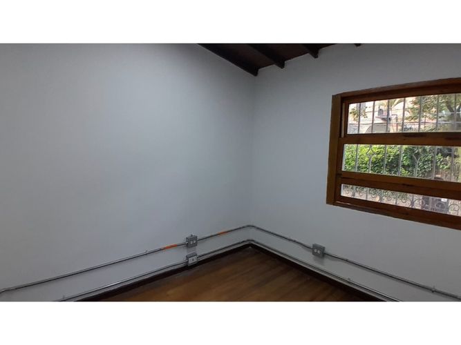 Local en arriendo en Prado, Medellín, 450 m² · foto 23 de 24