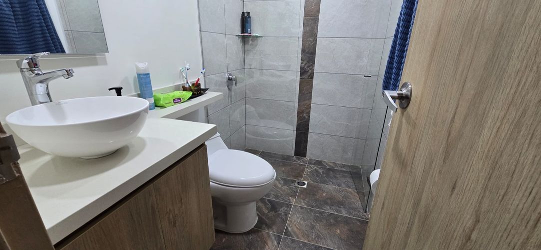Casa de 4 alcobas en venta en El Diamante 2, Medellín, 190 m² · foto 11 de 18
