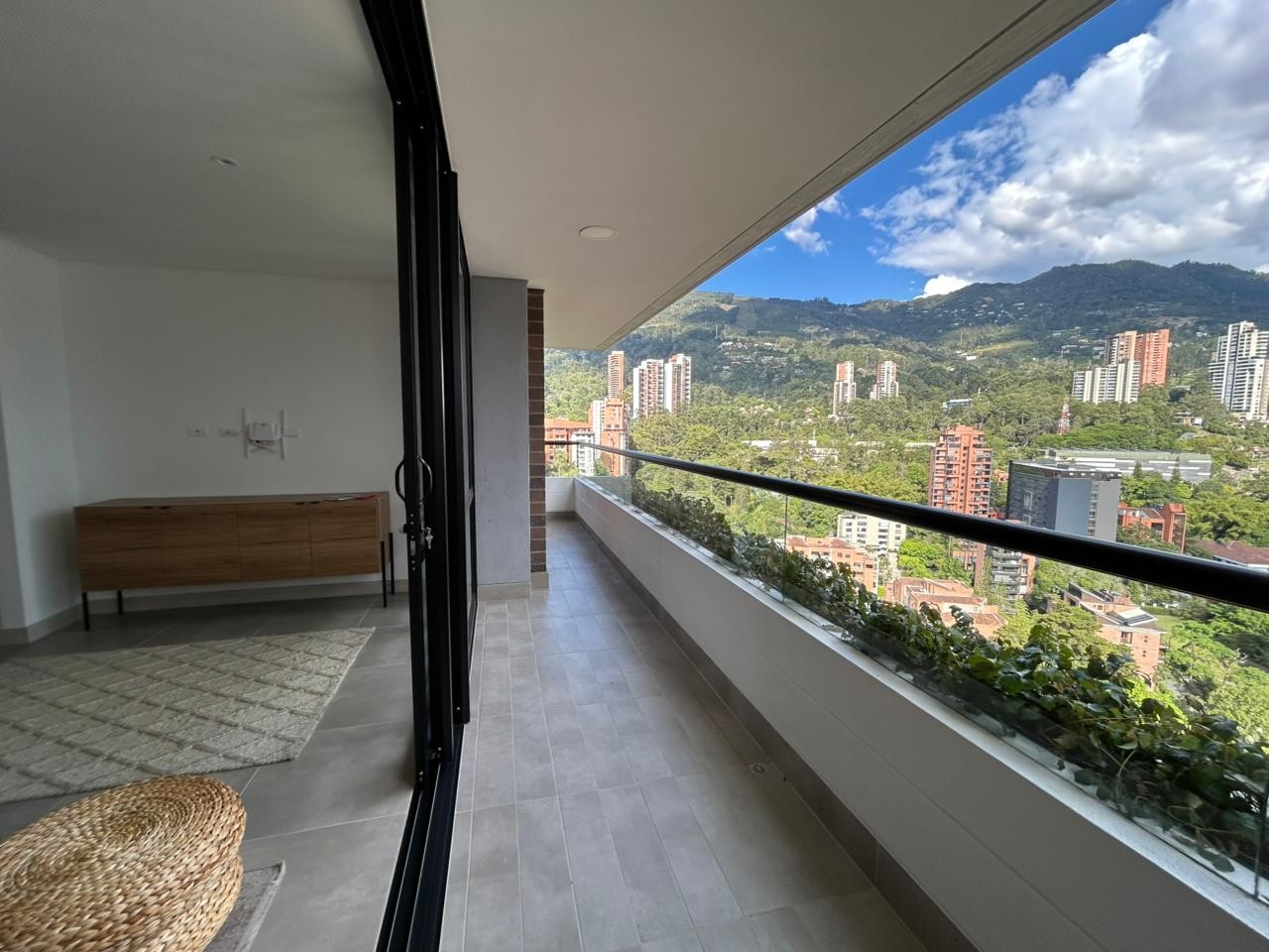 Apartamento en arriendo en El Poblado, Medellín · foto 14 de 14