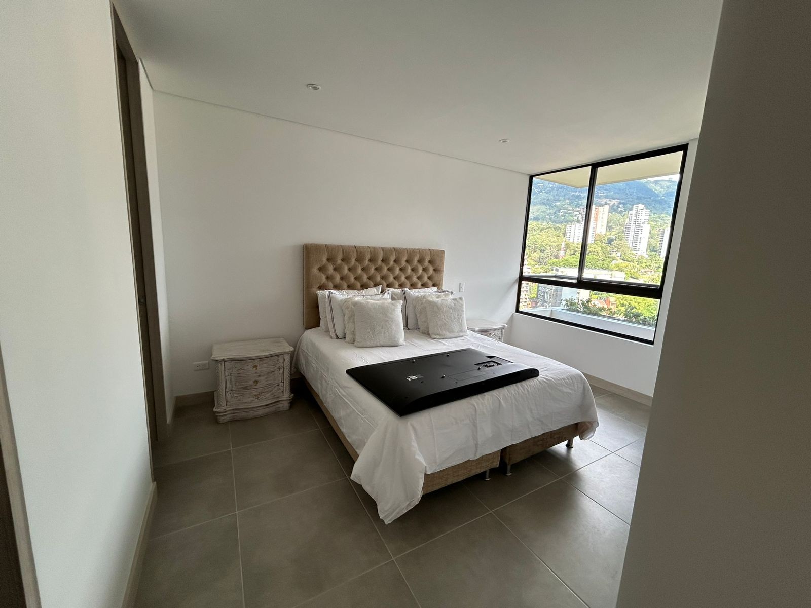 Apartamento en arriendo en El Poblado, Medellín · foto 13 de 14