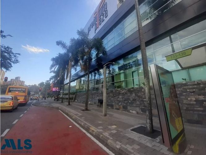 Local en venta en San Diego, Medellín, 260 m² · foto 2 de 5