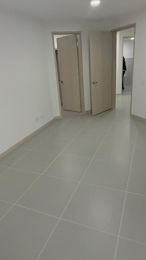 Apartamento de 3 alcobas en venta en Ciudad Jardin, Cali, 116 m² · foto 3 de 9