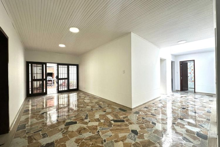 Apartamento de 4 alcobas en venta en Chicó Navarra, Bogotá, 400 m² · foto 4 de 7