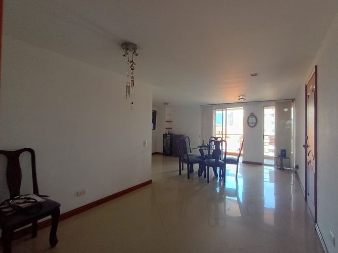 Apartamento de 3 alcobas en venta en Las Acacias, Medellín, 100 m² · foto 17 de 19