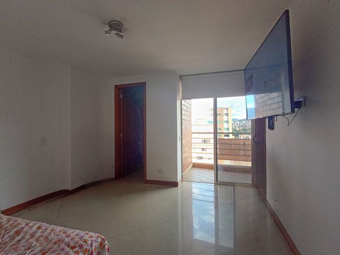 Apartamento de 3 alcobas en venta en Las Acacias, Medellín, 100 m² · foto 15 de 19