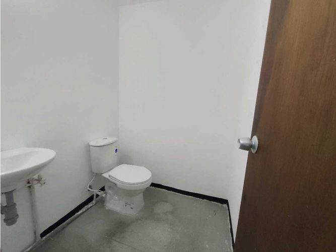 Local en arriendo en Bomboná No. 1, Medellín, 75 m² · foto 8 de 12