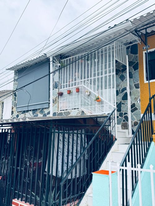 $220.000.000 en Cabecera Del Llano Et I