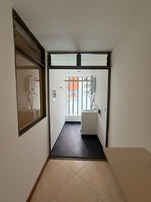 Apartamento de 3 alcobas en arriendo en La Abadia, Medellín, 145 m² · foto 11 de 12