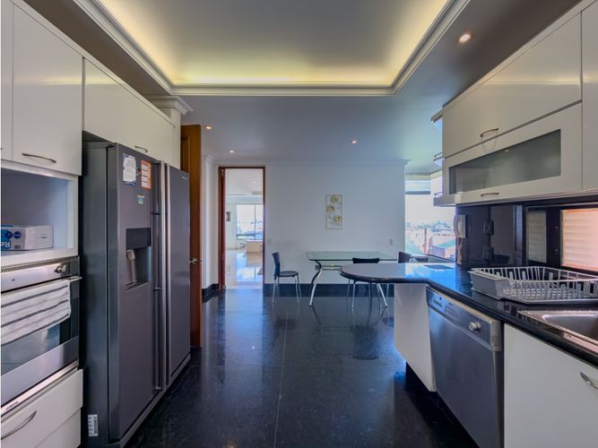 Casa de 5 alcobas en venta en Bosque De Pinos, Bogotá, 520 m² · foto 15 de 24