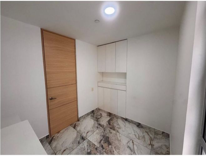 Apartamento de 3 alcobas en venta en Loma De Las Brujas, Envigado, 134 m² · foto 6 de 19