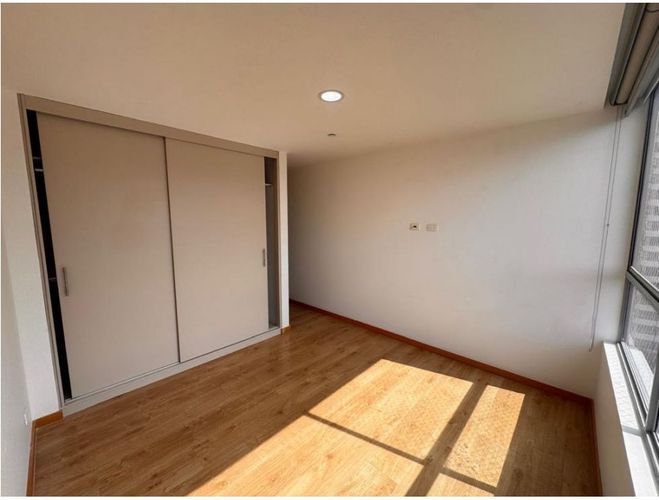 Apartamento de 3 alcobas en venta en Loma De Las Brujas, Envigado, 134 m² · foto 7 de 19