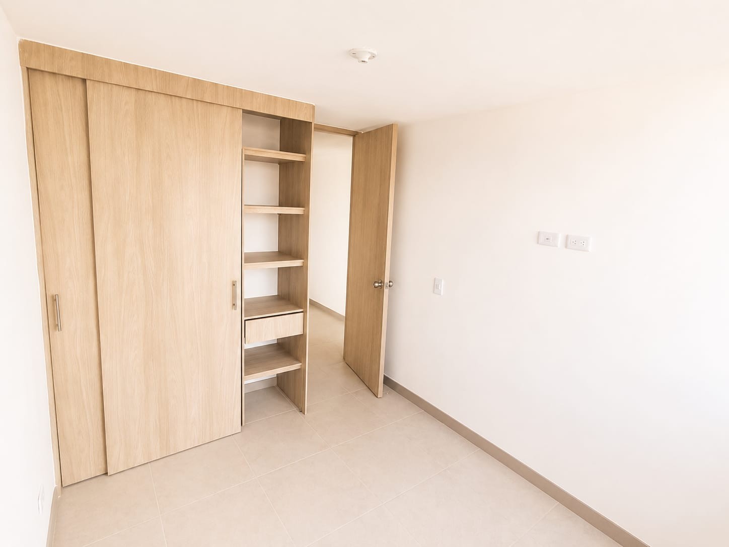 Apartamento en venta en La Cuenca, Envigado · foto 15 de 17