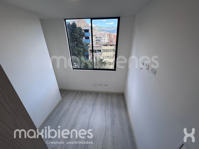 Apartamento de 3 alcobas en arriendo en Los Colores, Medellín, 65 m² · foto 9 de 21