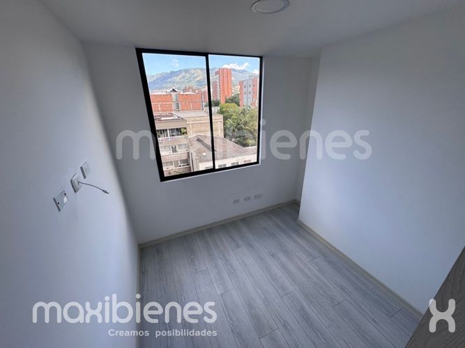 Apartamento de 3 alcobas en arriendo en Los Colores, Medellín, 65 m² · foto 10 de 21