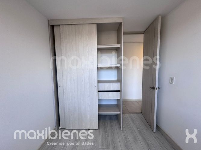 Apartamento de 3 alcobas en arriendo en Los Colores, Medellín, 65 m² · foto 14 de 21