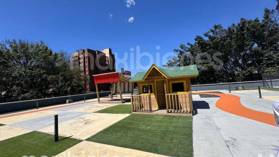 Apartamento de 3 alcobas en arriendo en Los Colores, Medellín, 65 m² · foto 18 de 21