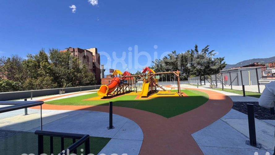 Apartamento de 3 alcobas en arriendo en Los Colores, Medellín, 65 m² · foto 19 de 21
