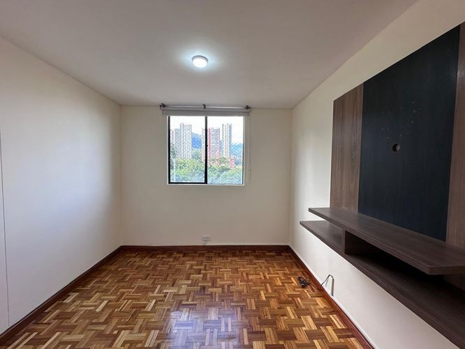 Apartamento en venta en El Poblado, Medellín · foto 13 de 19