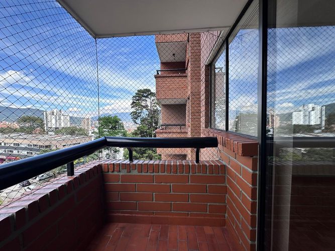 Apartamento en venta en El Poblado, Medellín · foto 19 de 19