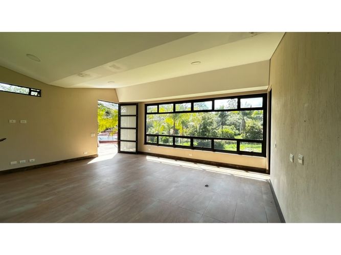 Casa de 4 alcobas en venta en So�Adora, El Carmen de Viboral, 498 m² · foto 4 de 20