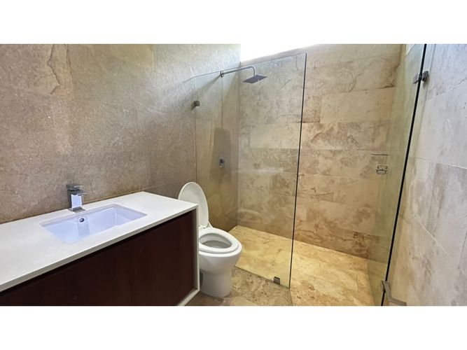Casa de 4 alcobas en venta en So�Adora, El Carmen de Viboral, 498 m² · foto 7 de 20
