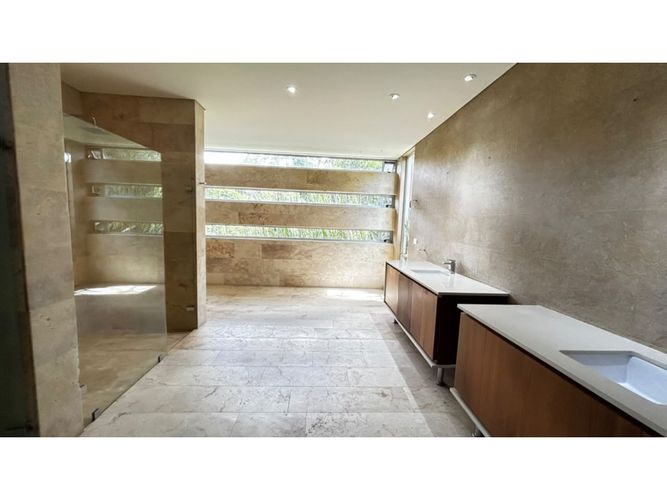 Casa de 4 alcobas en venta en So�Adora, El Carmen de Viboral, 498 m² · foto 12 de 20