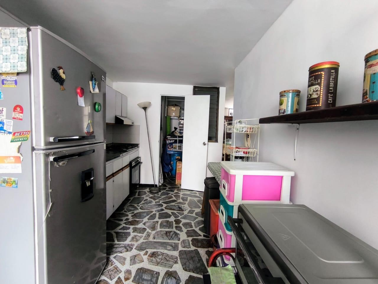 Apartamento en venta en Belén Rosales, Medellín · foto 2 de 17