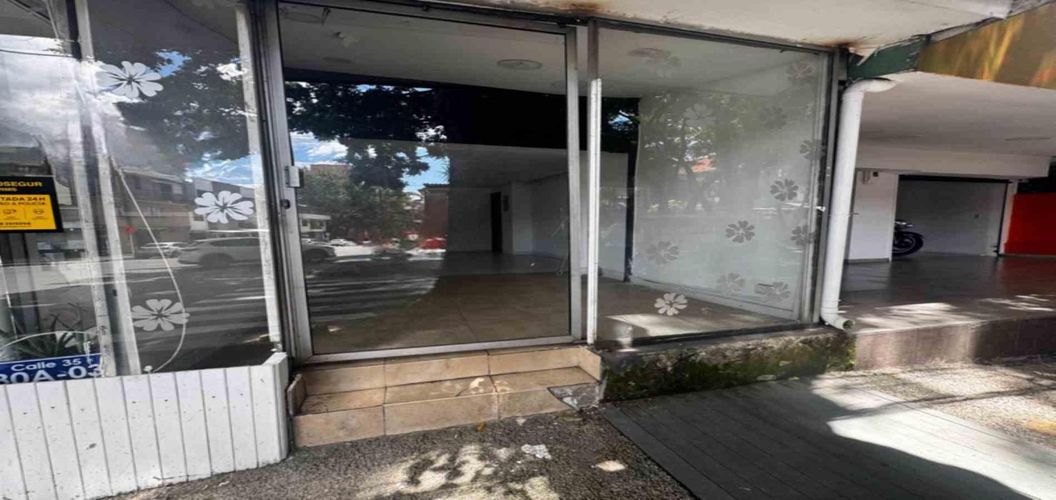 Local en arriendo en Las Acacias, Medellín, 30 m² · foto 5 de 5