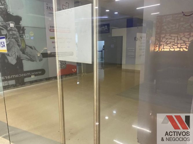 Local en arriendo en Colombia, Medellín, 52 m² · foto 2 de 7
